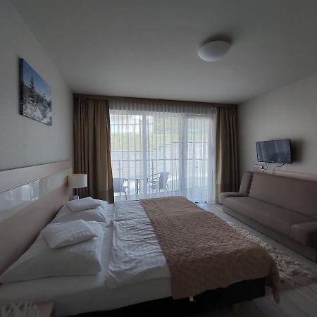 Apartament Sienna Czarna Gora Ischgl 18 Buitenkant foto