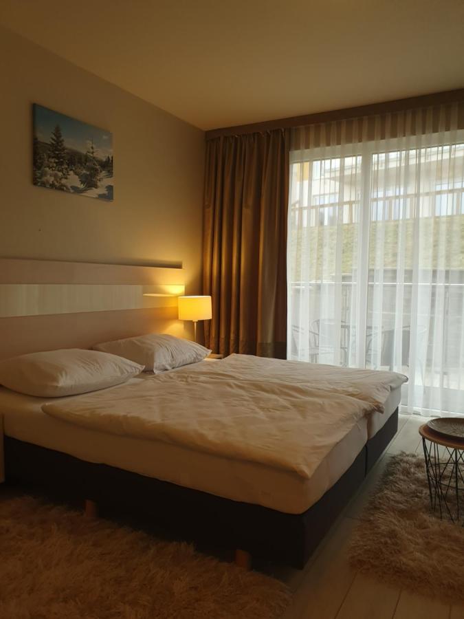 Apartament Sienna Czarna Gora Ischgl 18 Buitenkant foto