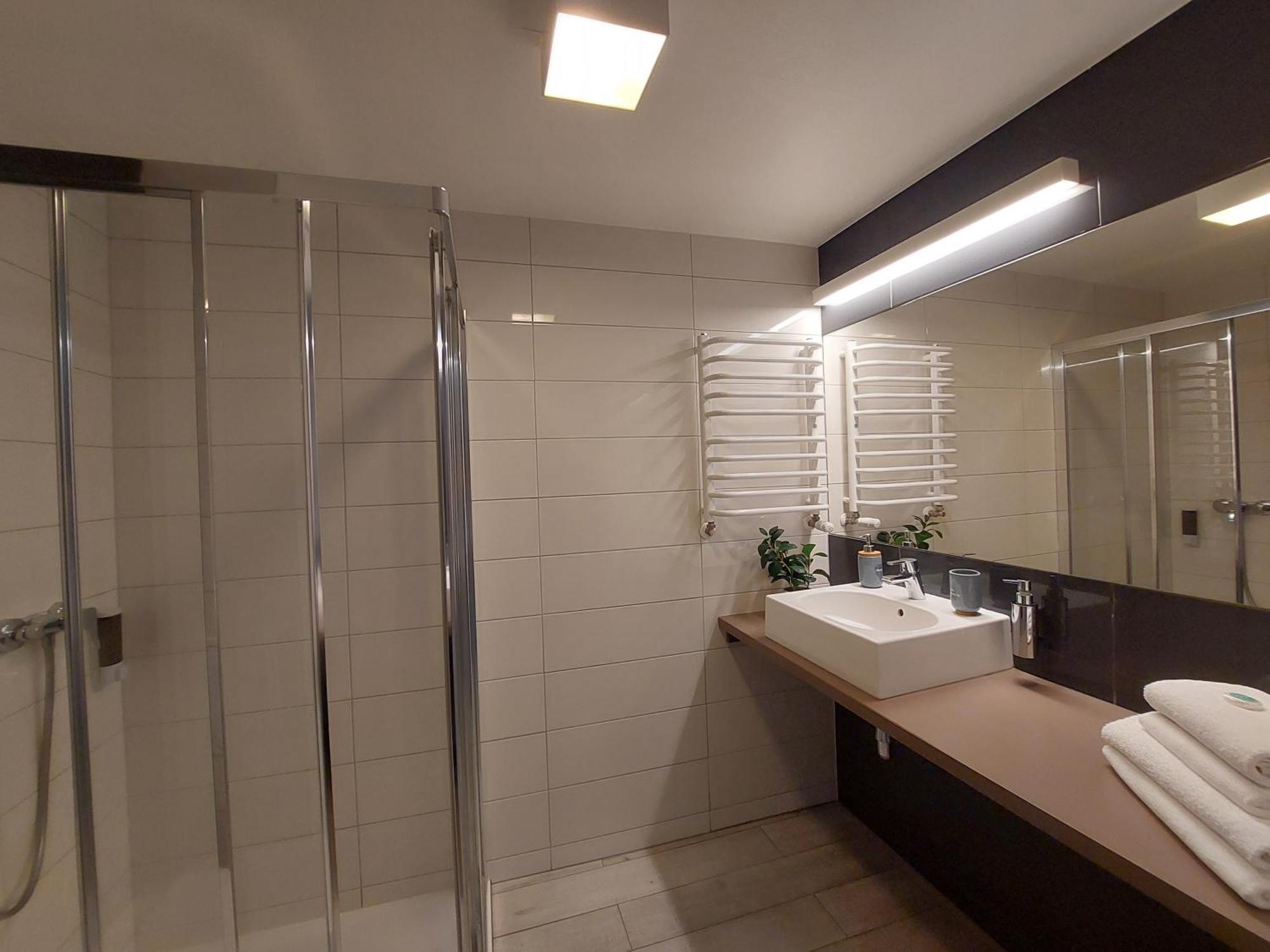 Apartament Sienna Czarna Gora Ischgl 18 Buitenkant foto